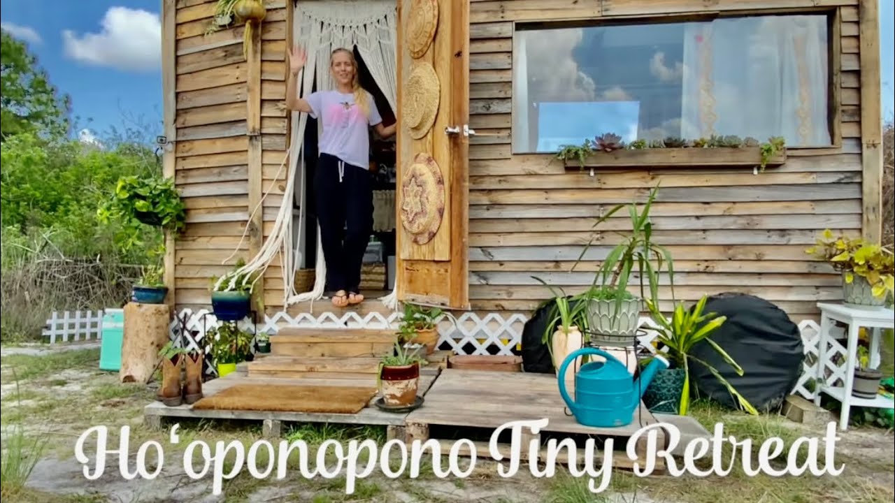 She converted a Shed to Tiny Home for under $1k |Tiny Home Featured on @TinyHomeTours Inside Tour
