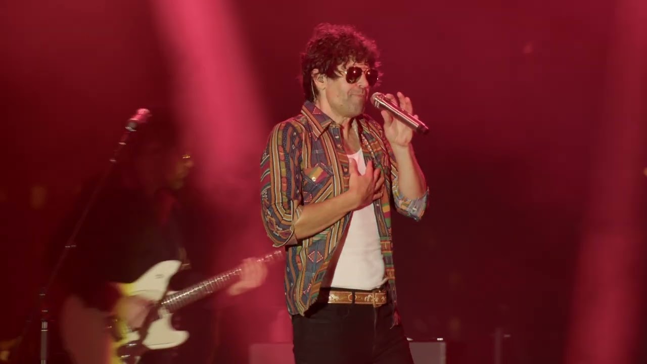 Yacht Rock Revue - 