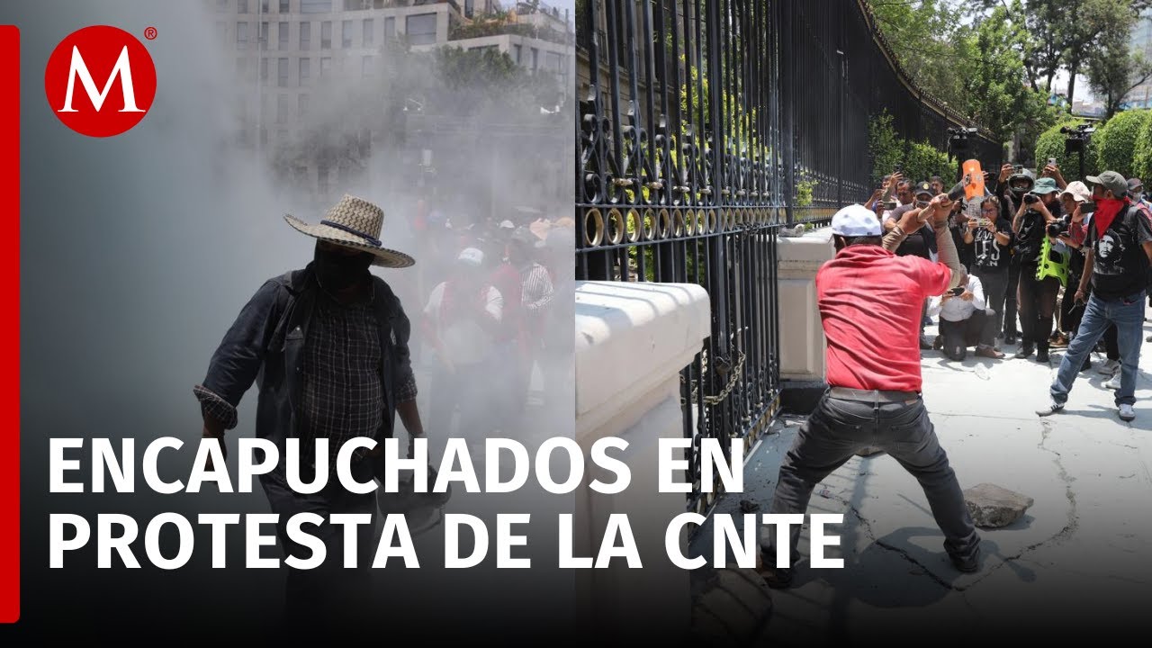 ¡Trifulca en Segob! Encapuchados intentan dar portazo durante protesta de la CNTE