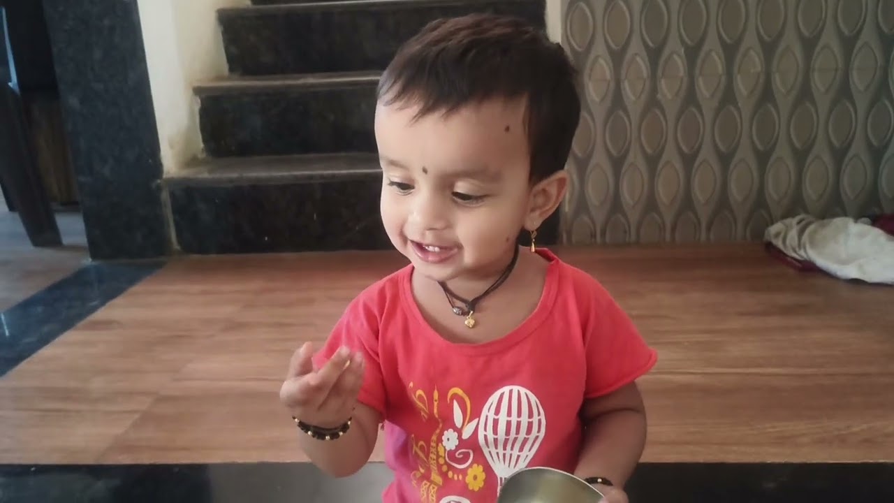 स्नोवी आणि स्वीटी ची भांडणं 😂 शिवाज्ञा ने घेतली मजा 🥰 पिल्लू चा तरी नुसता दंगा 😍 @seemaschannel7433 