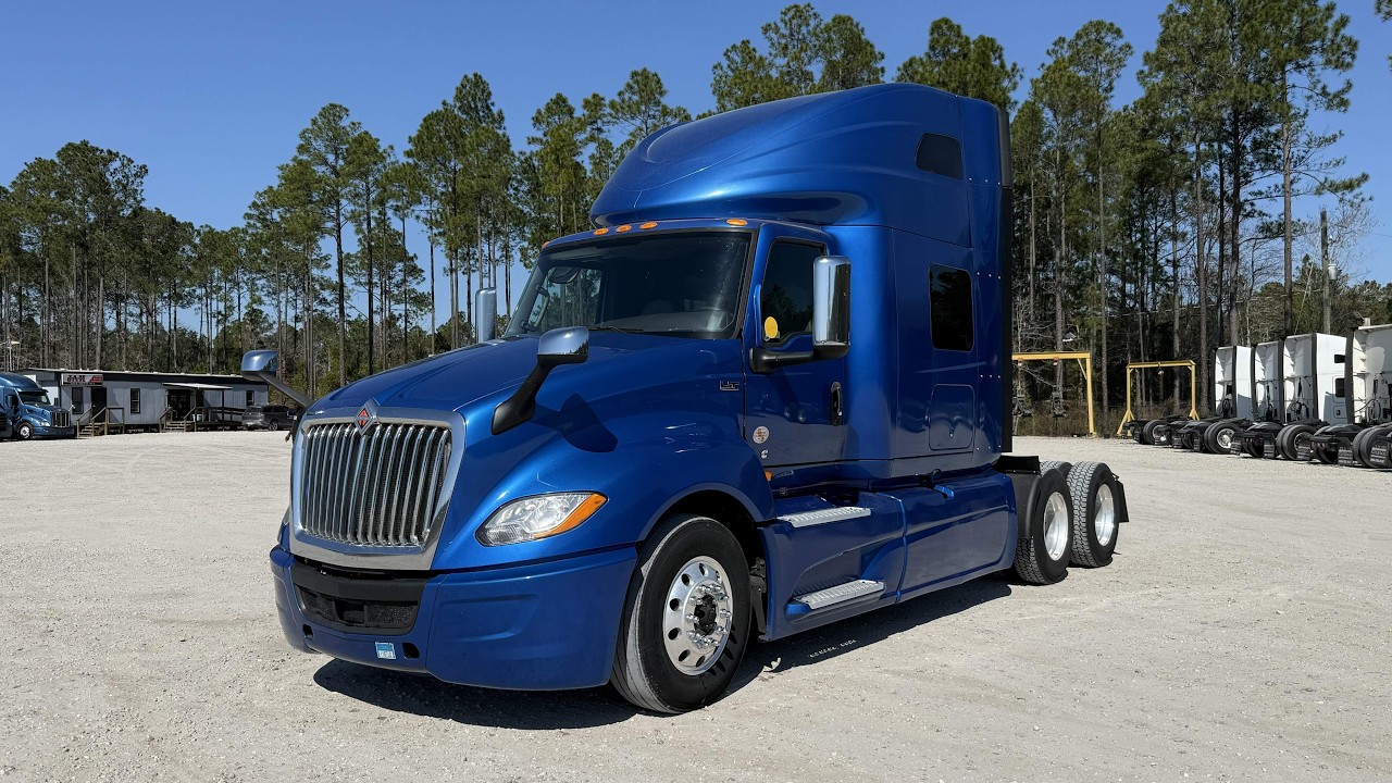 2020 International LT625 Stock# 821595 | Startup and Walkaround