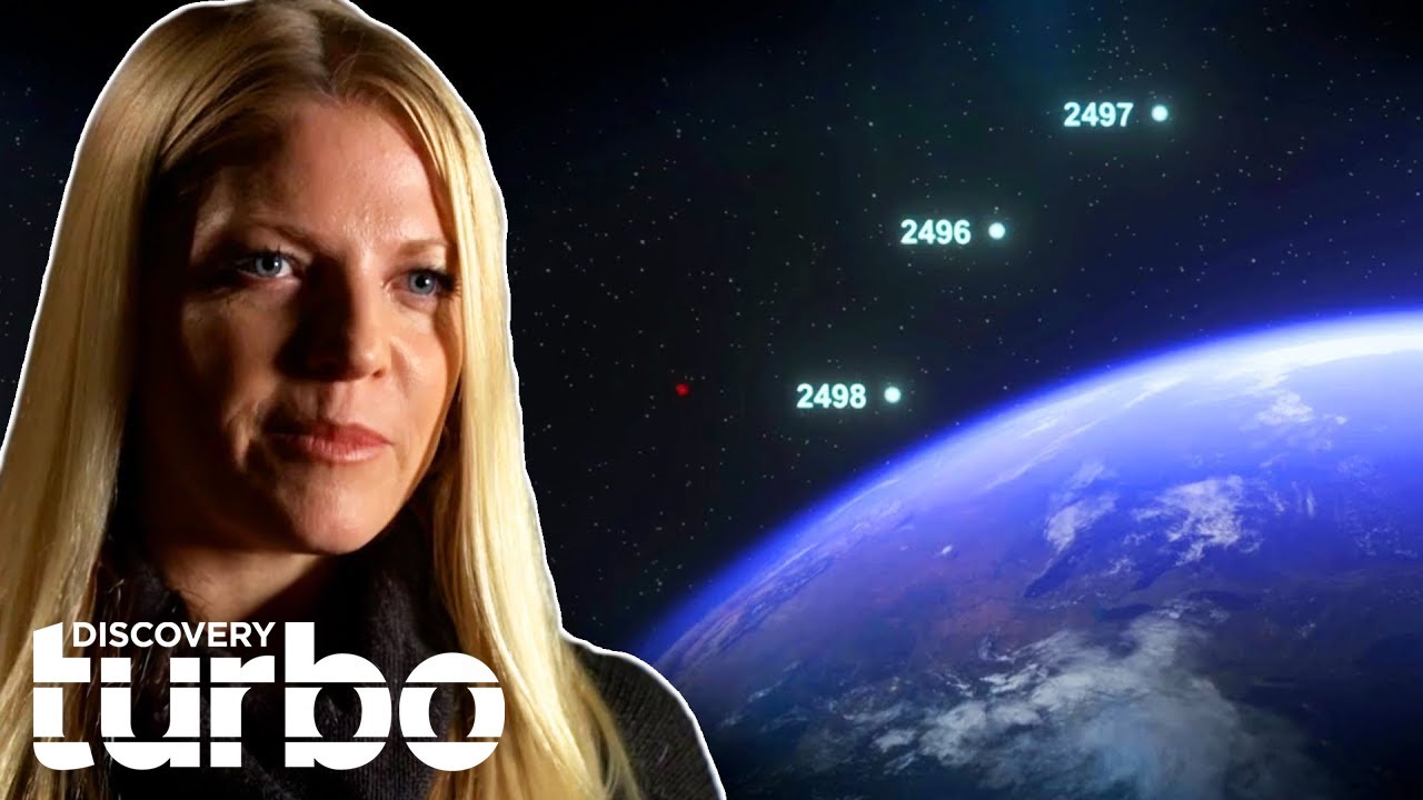 The Mysterious UFO Spotted Circling Russian Satellites | NASA's Unexplained Files