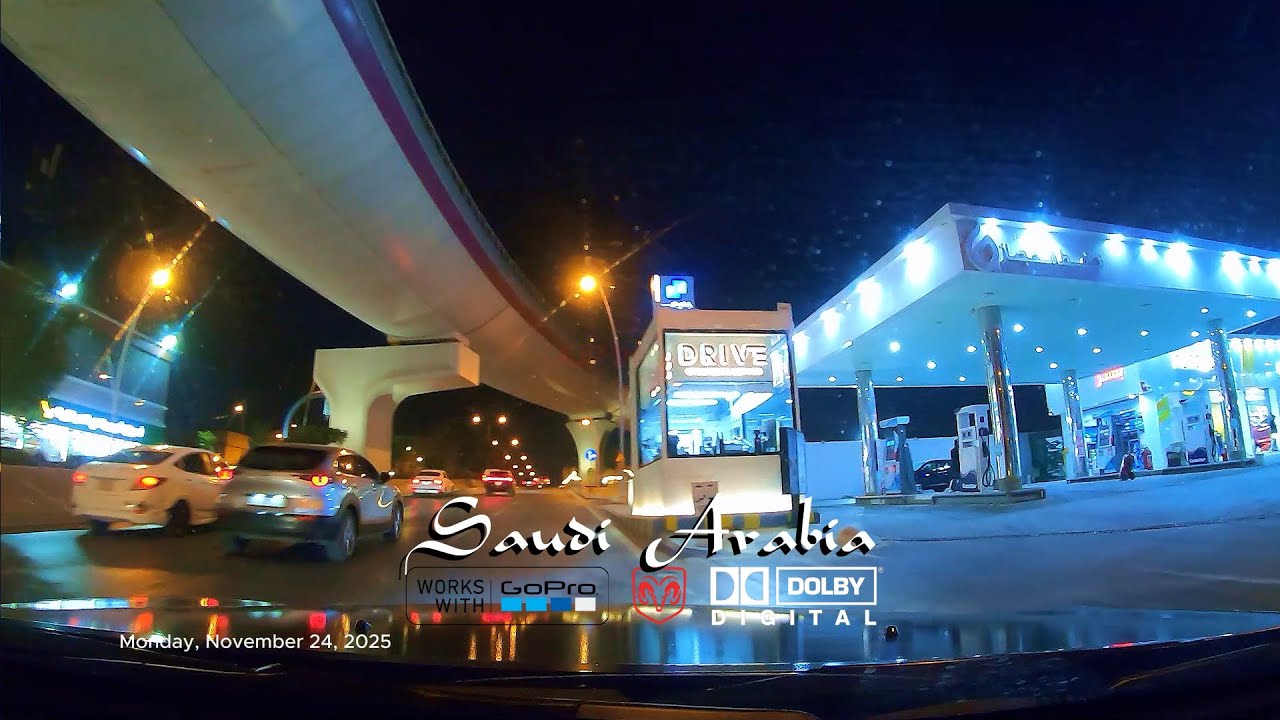 Daily Trip in the capital of Saudi Arabia - Riyadh night view