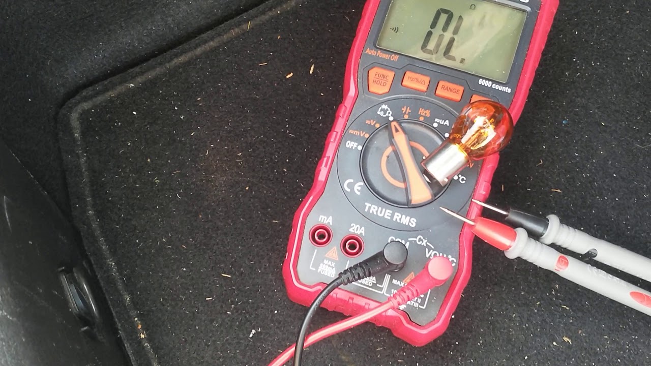 défaut de masse sur le feu arrière 207 ce ect...