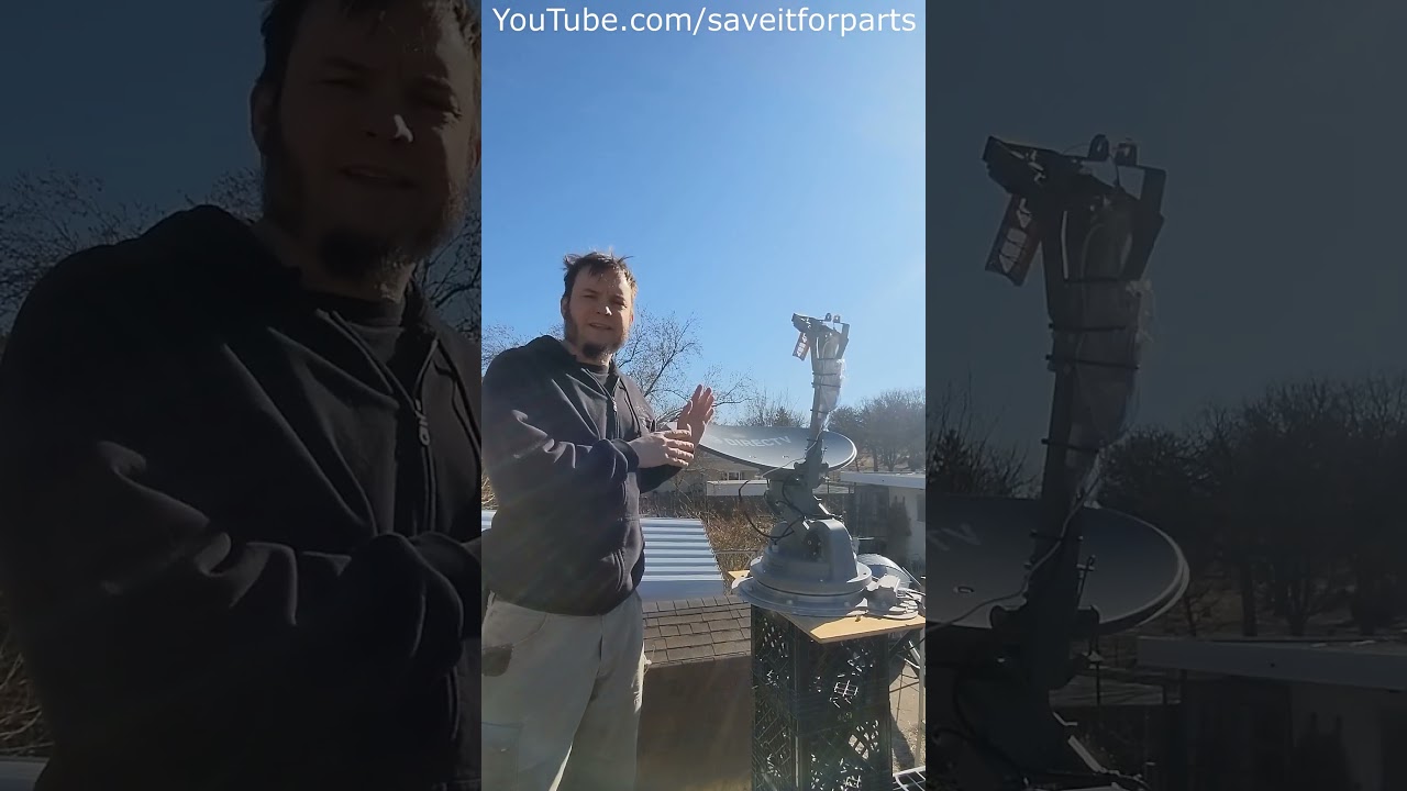 How does an offset satellite dish work?