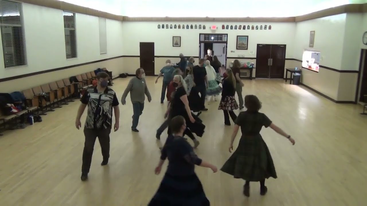 Little Grey Cat - English country dance
