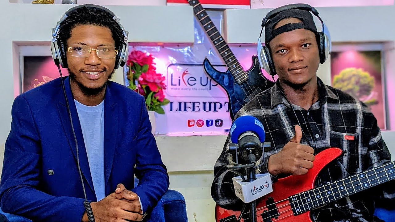 Yomba bass le grooveur dans super talent émission life up TV 