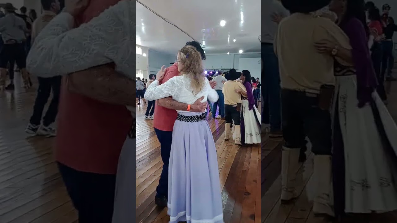 Matinê no clube do vovô em canta galo animação com o grupo batidão da vaneira top de mais 