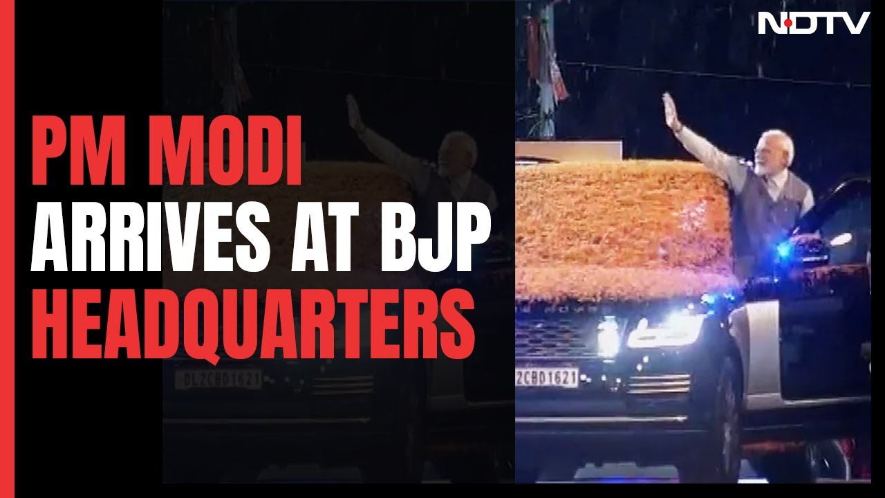 PM Modi Greets Supporters At BJP HQ Amid Cheers Over Successful G20 Summit
