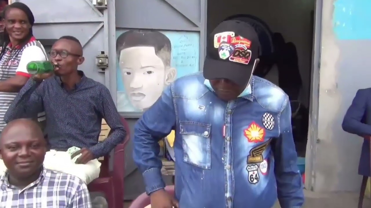 les sapeurs au Congo Brazzaville