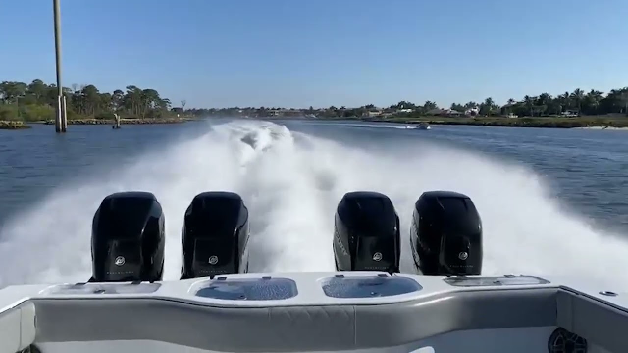 Freeman 42 Wide Open Inside Canal