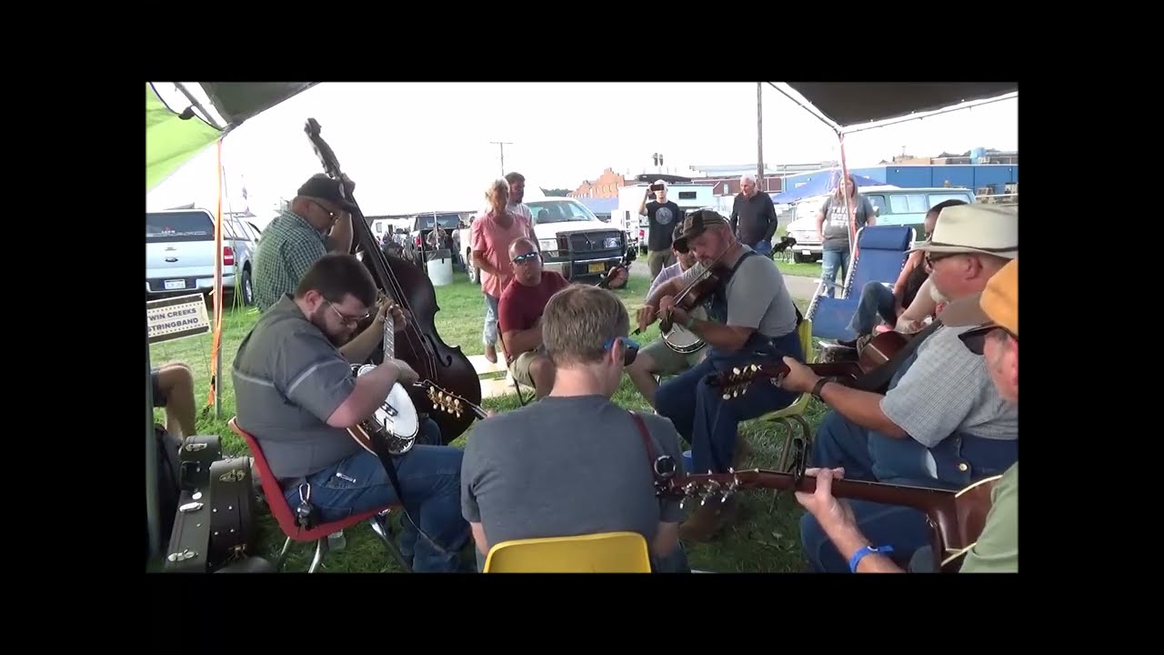Twin Creeks Stringband & Friends @ Galax 86th Fiddler's / Lee Hwy Blues
