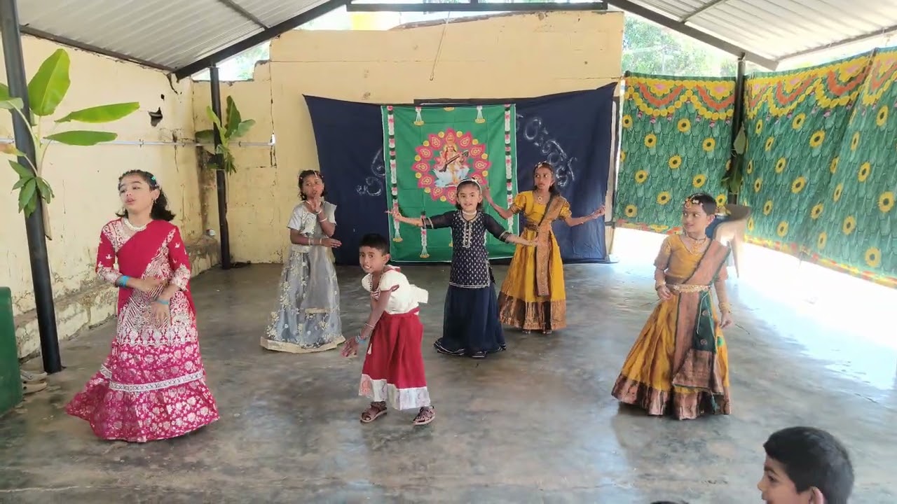 Aha jumtaka jum jum dance performance by nali kali students of GKHPS MAVINAKERE COLONY BHADRAVATHI 