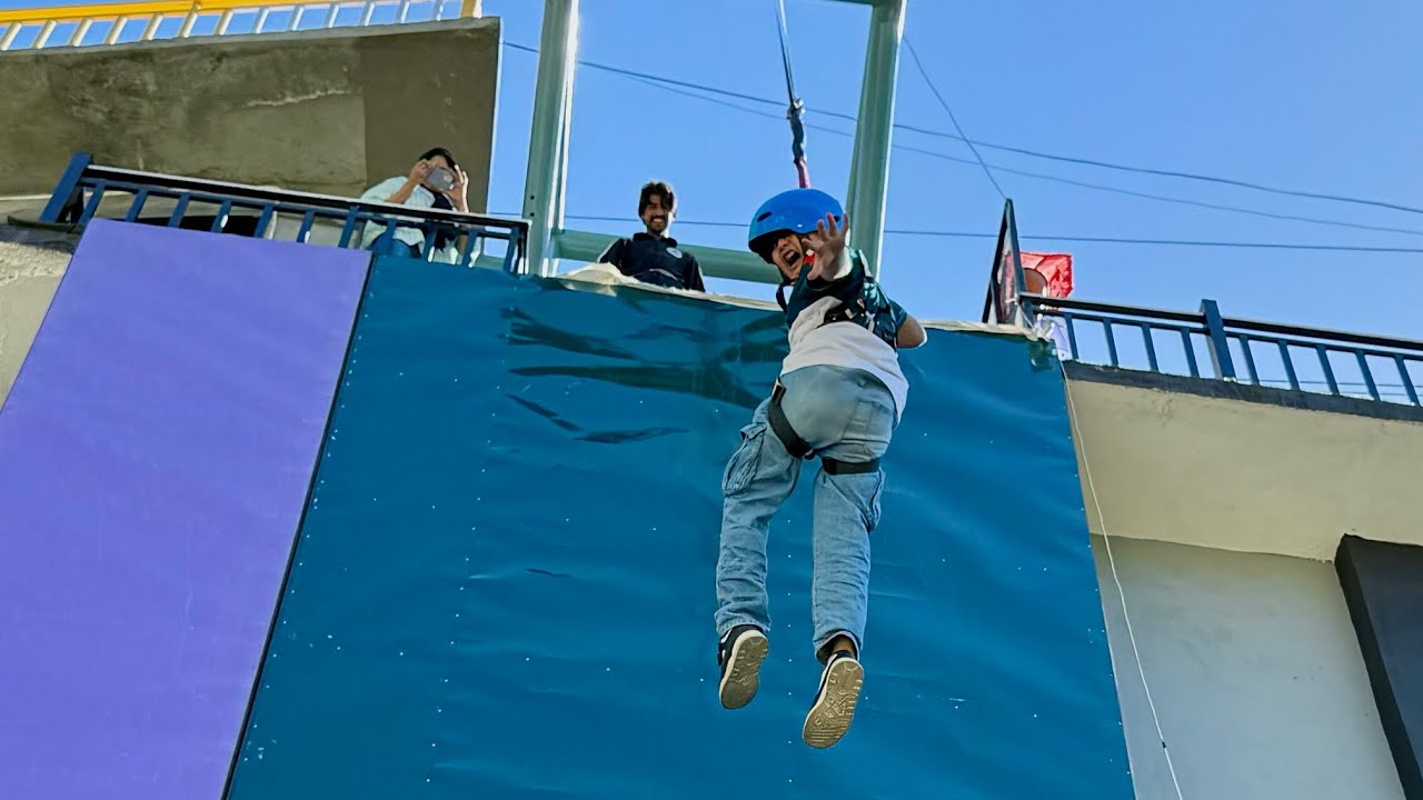 Ali rooftop se gir gaya 🥺 || Ali my very dangerous free fall jumping ki hm ny 😳 ||