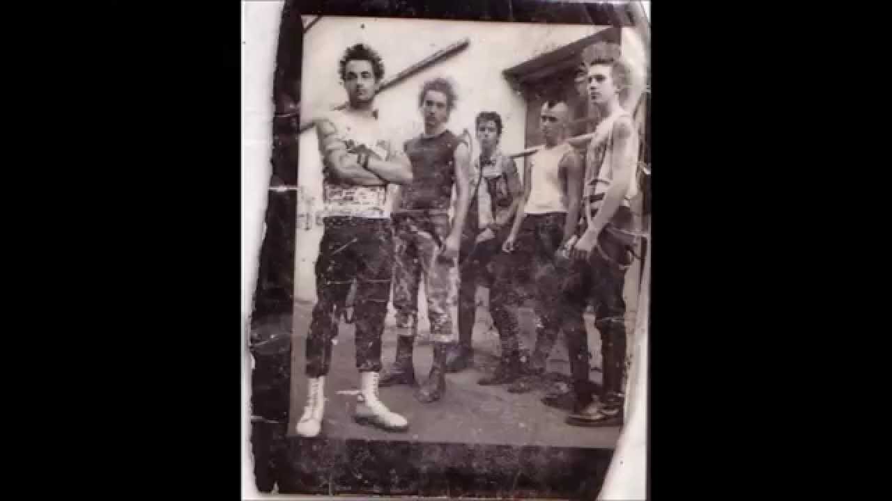 Jesters of Chaos // Back in my Boots