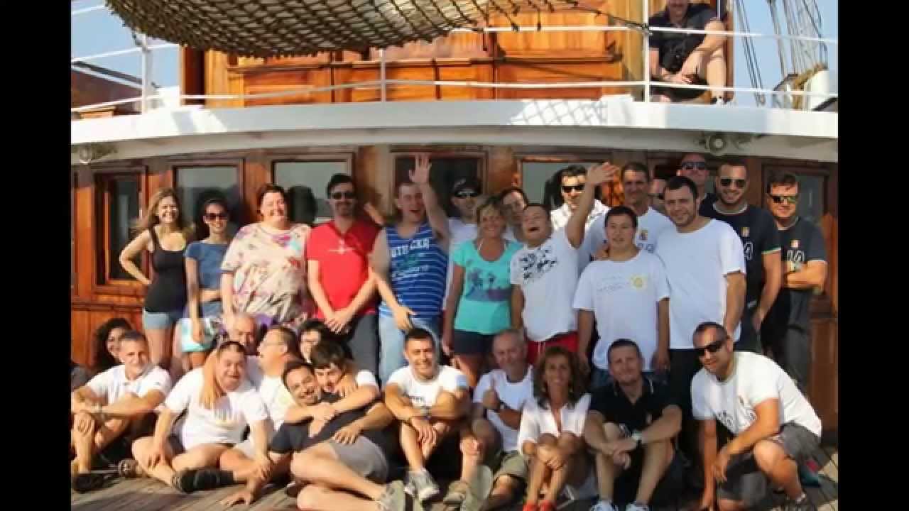 Progetto MARE APERTO/ Merende a bordo Nave Italia