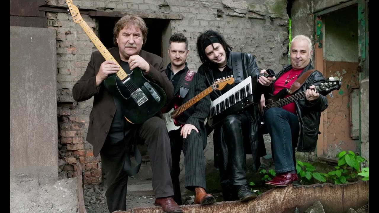 Wawele & Jan Wojdak -  Idziesz jak burza