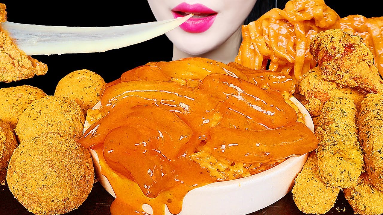 ASMR CHEESY CARBO FIRE NOODLE, CHICKEN, CHEESE BALL 까르보불닭 뿌링클 치킨 치즈볼 먹방 EATING SOUNDS MUKBANG