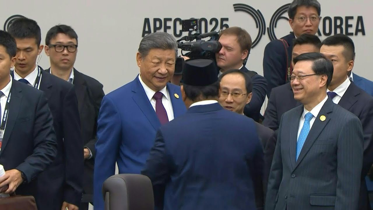 China's Xi and other world leaders attend second day of APEC summit | AFP