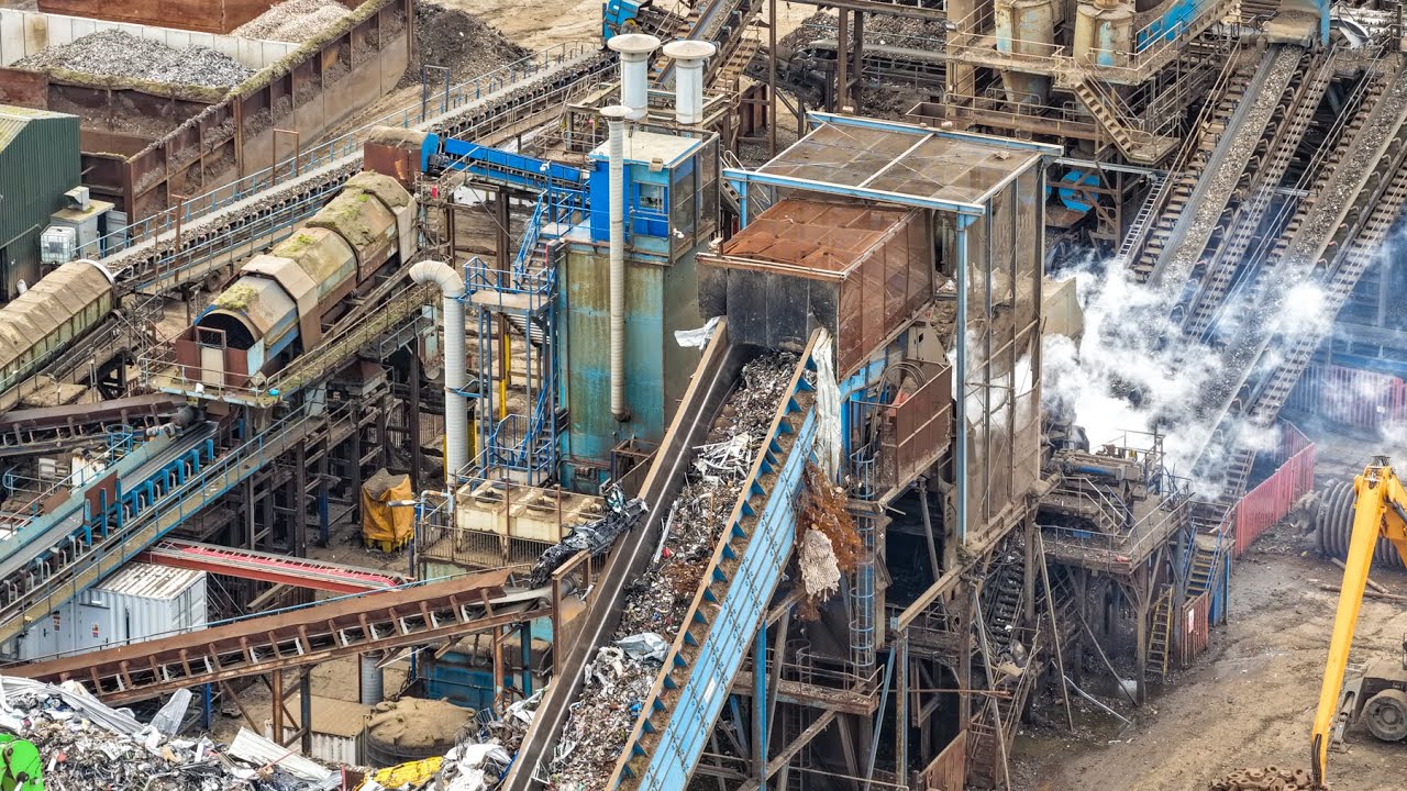 GIANT Scrapyard! Complex Machines at EMR Liverpool Alexandra Dock Metal Recycling #junkyard #foryou
