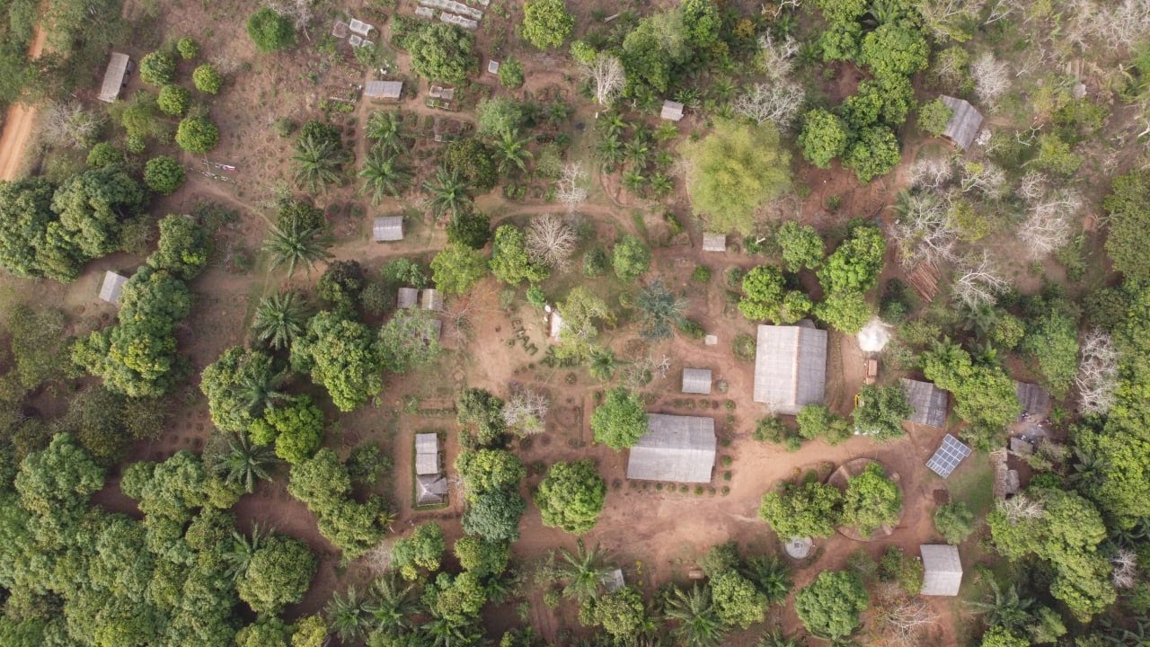 DOCUMENTAIRE SUR LE VILLAGE PILOTE SAVE AFRICA