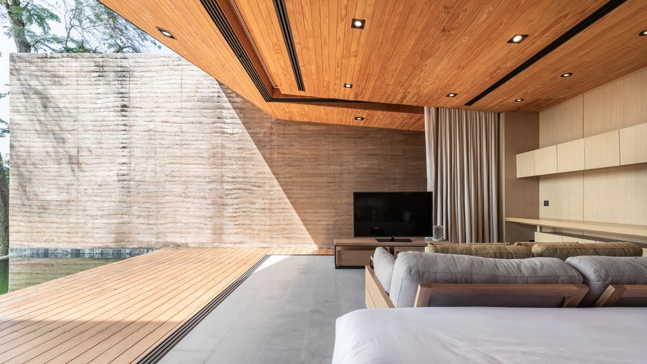 RAMMED EARTH DESIGN. LUXURY HOME.