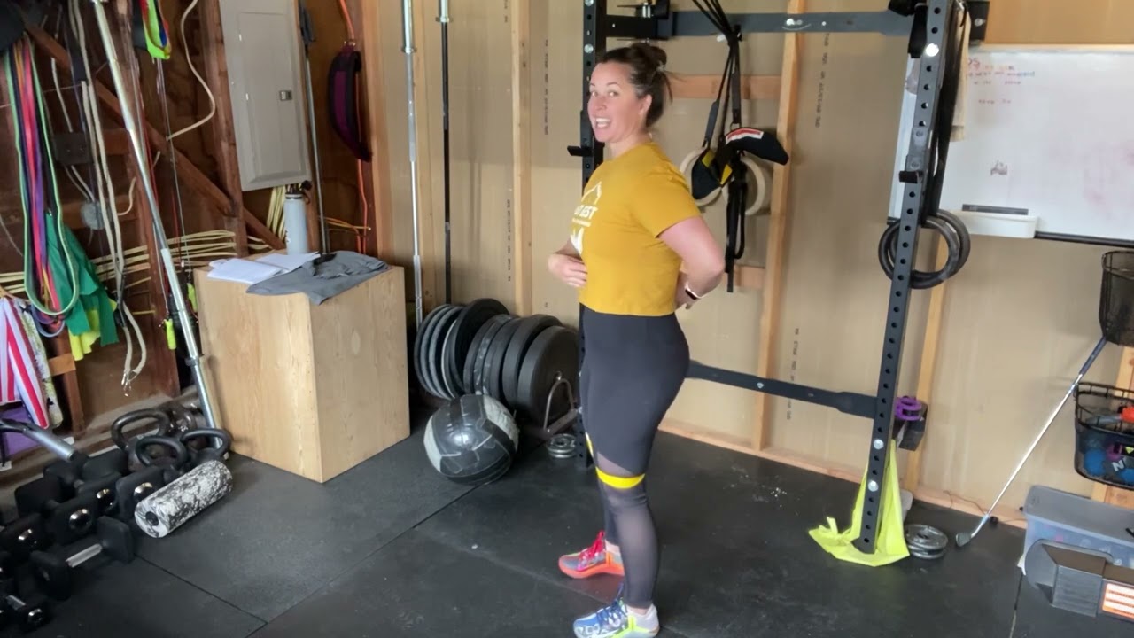 Lateral walk: loop band