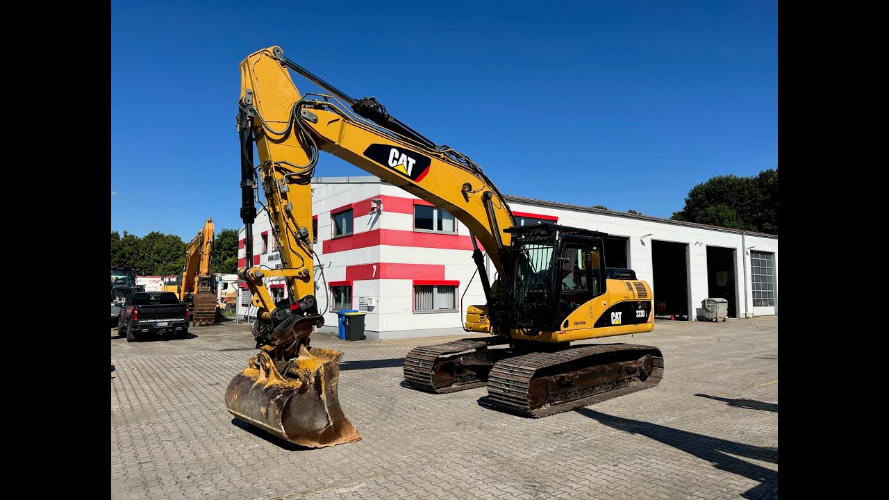 CATERPILLAR 323 DL Kettenbagger