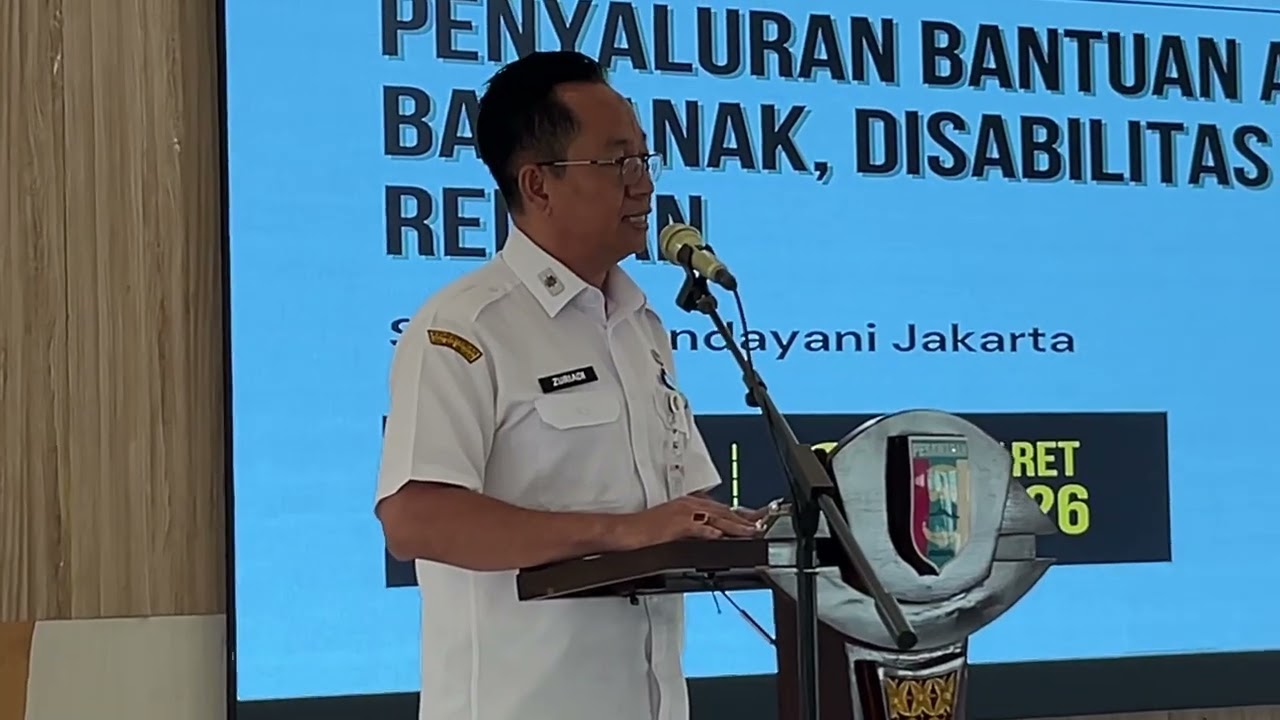 303 WARGA PESAWARAN TERIMA BANTUAN ATENSI KEMENSOS RI