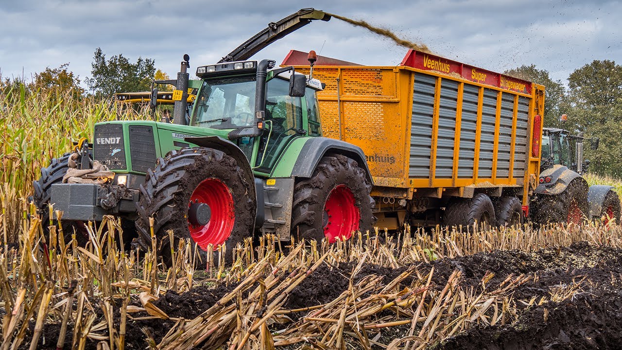 Maishäckseln extrem im Moor / Modderen in de mais / New Holland + Fendt + Deutz / Postel
