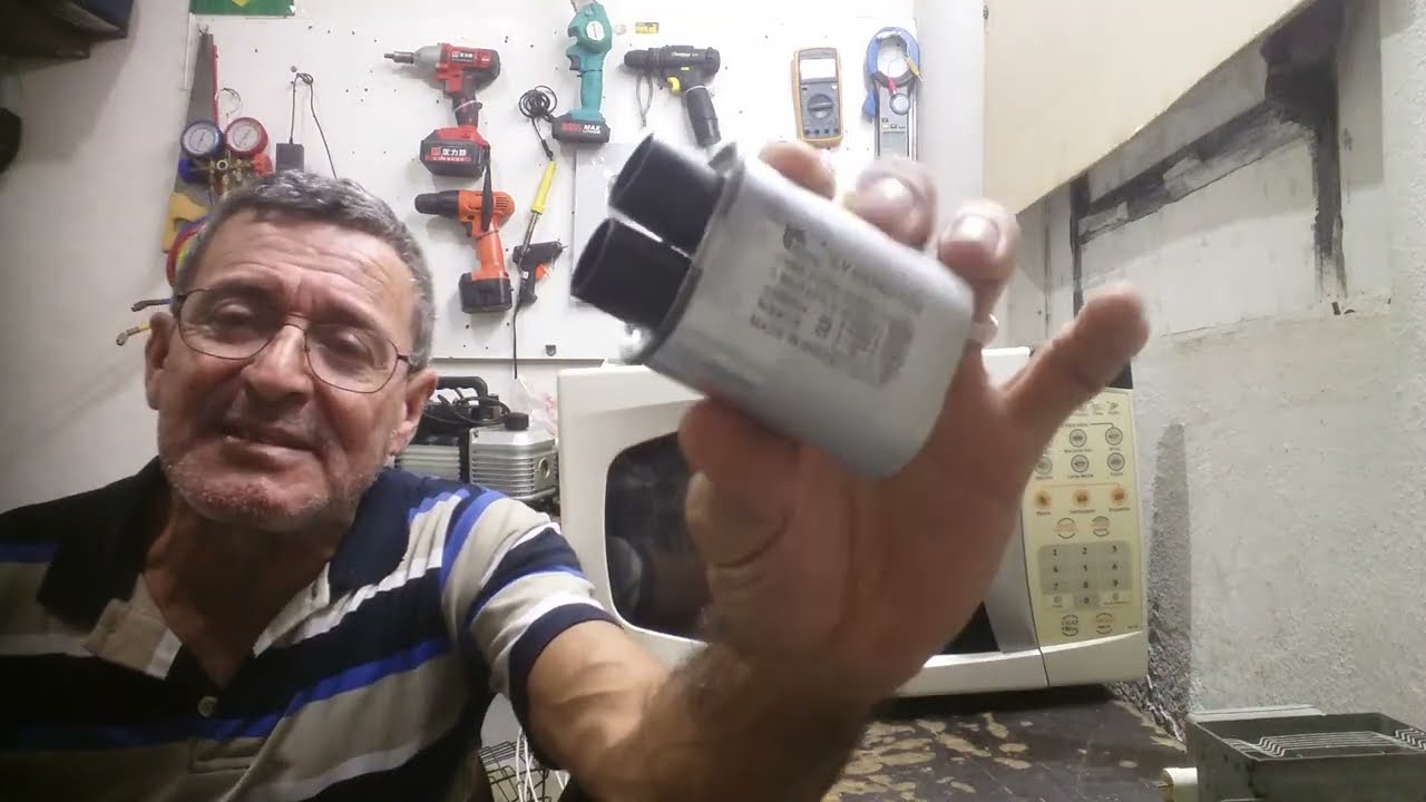 Forno de Microondas Queimando Capacitor e Fusivel direto