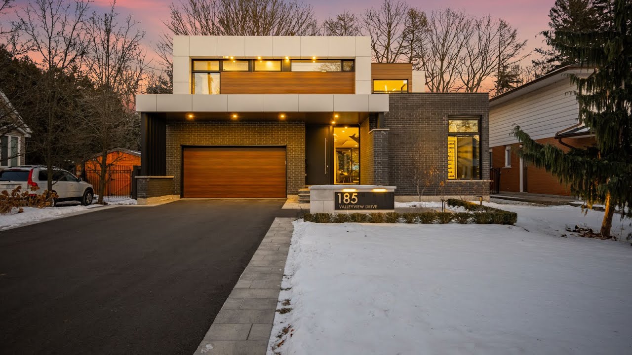 FOR SALE | Luxury Home in Ancaster Ontario | 185 Valleyview Dr