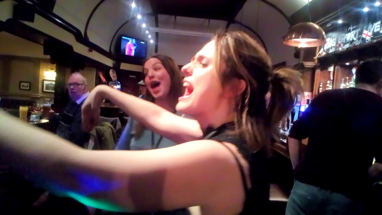 Raynes Park tavern part 1 karaoke 26th Jan 2018
