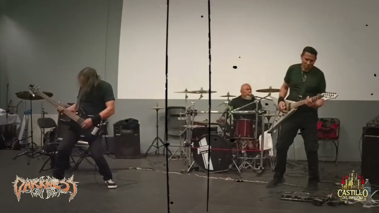 @darknessmexico574 cover (Mentiras) en el Centro Cultural Futurama el 21/12/25