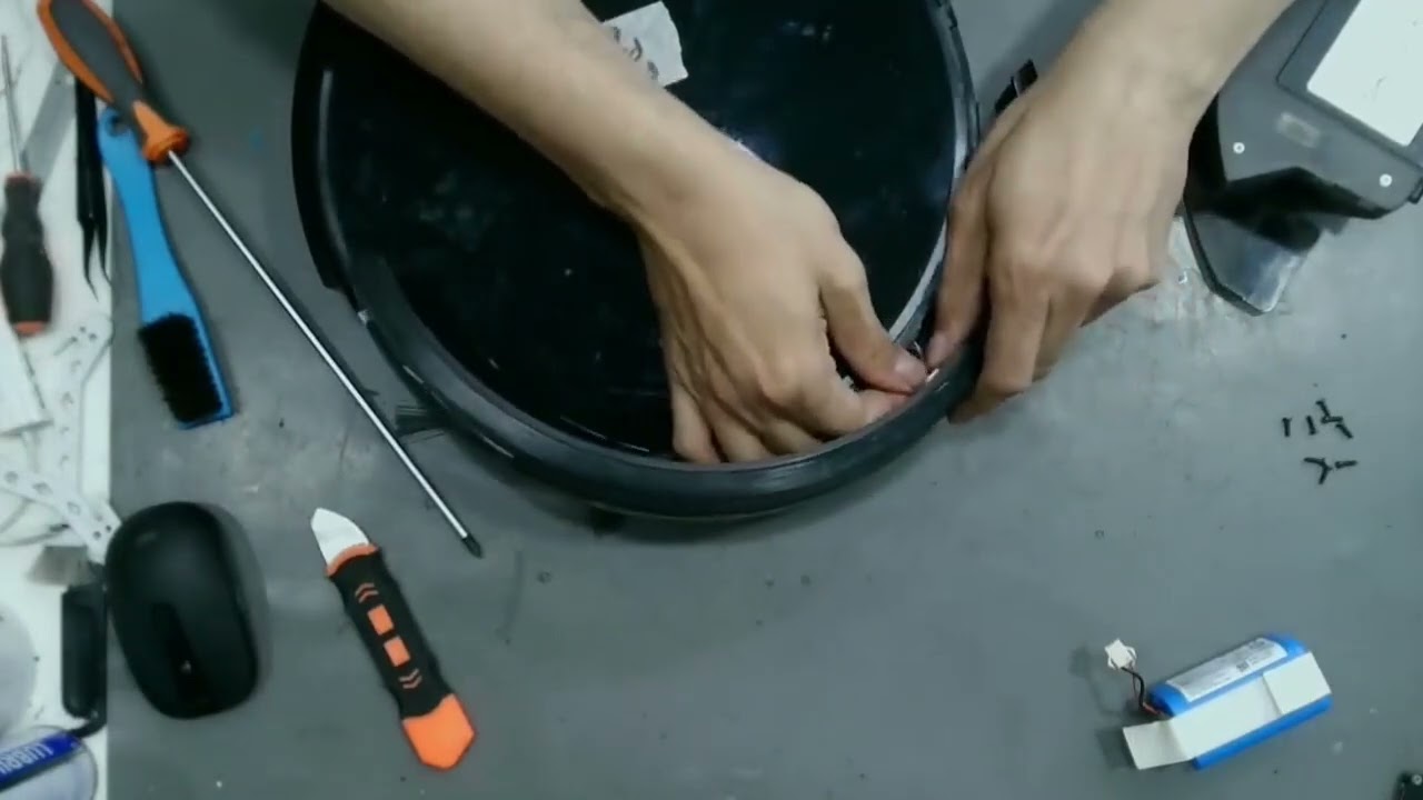 Battery and Filter issues with your Conga 1090? 🔋 Replacement Guide