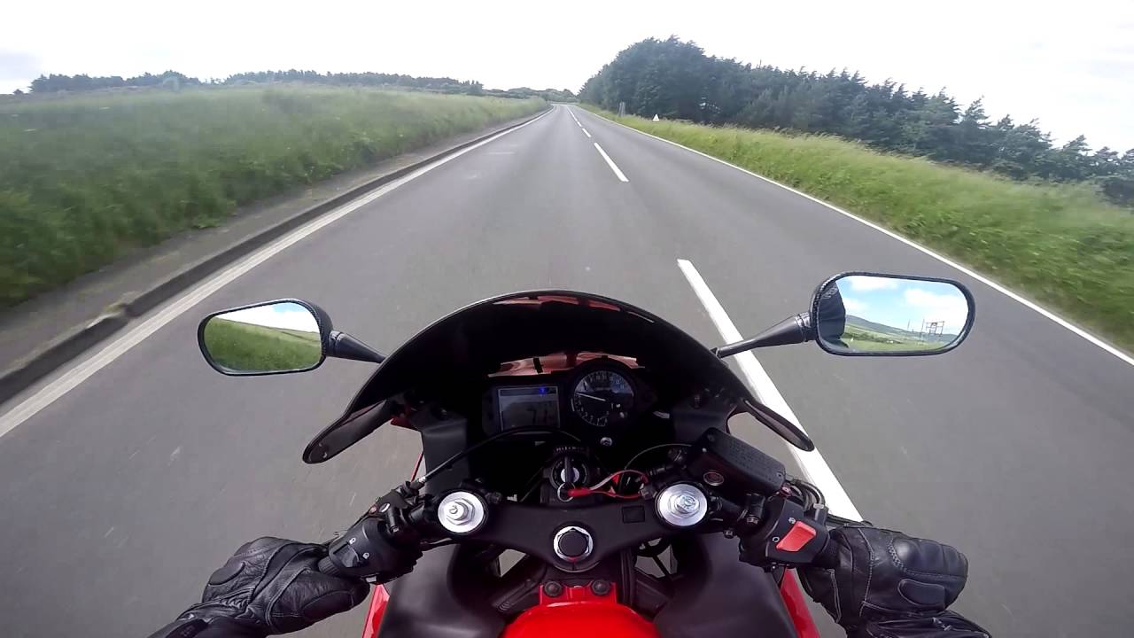 CBR 600 F4i - Isle of Man - Straight Pipe