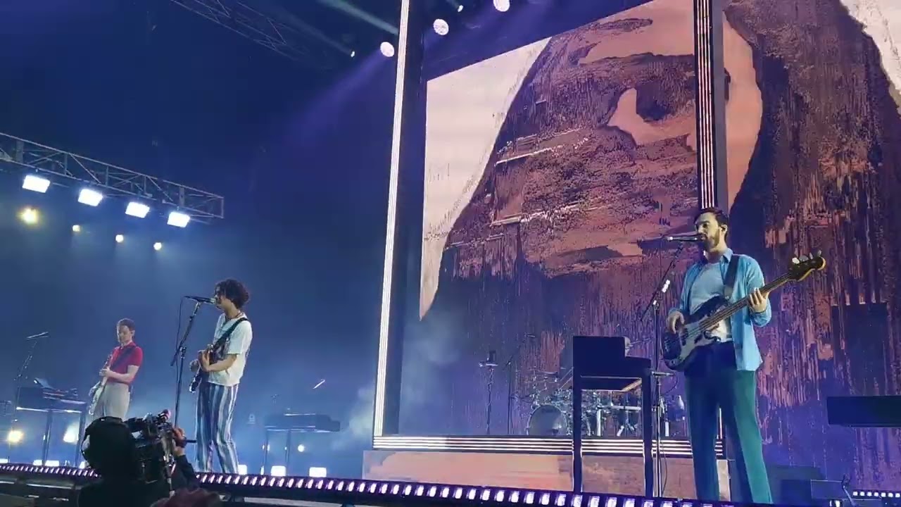 The 1975: ABIIOR in Manila 2019 - Robbers 