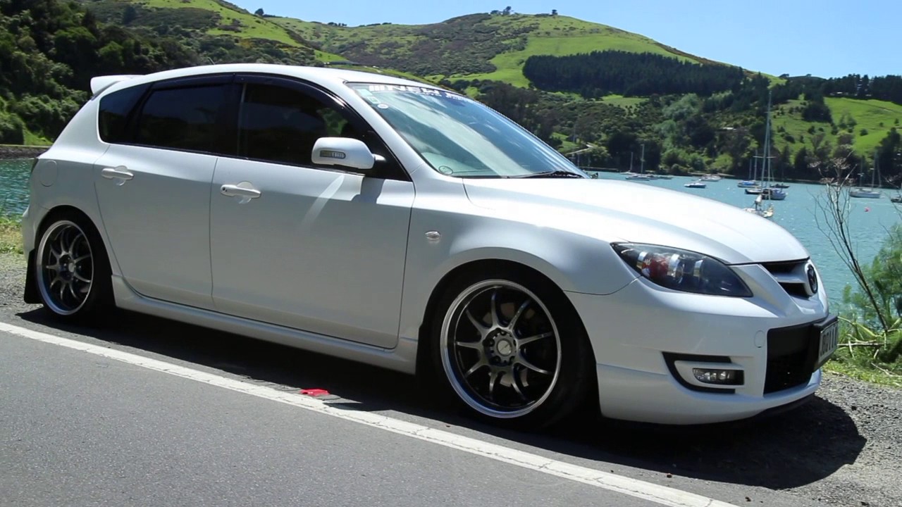 Mazda Axela Big Turbo