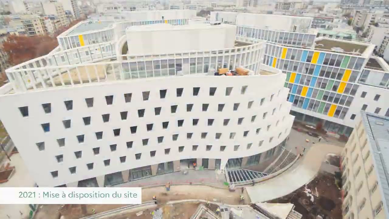 Timelaps de la construction du campus Nation