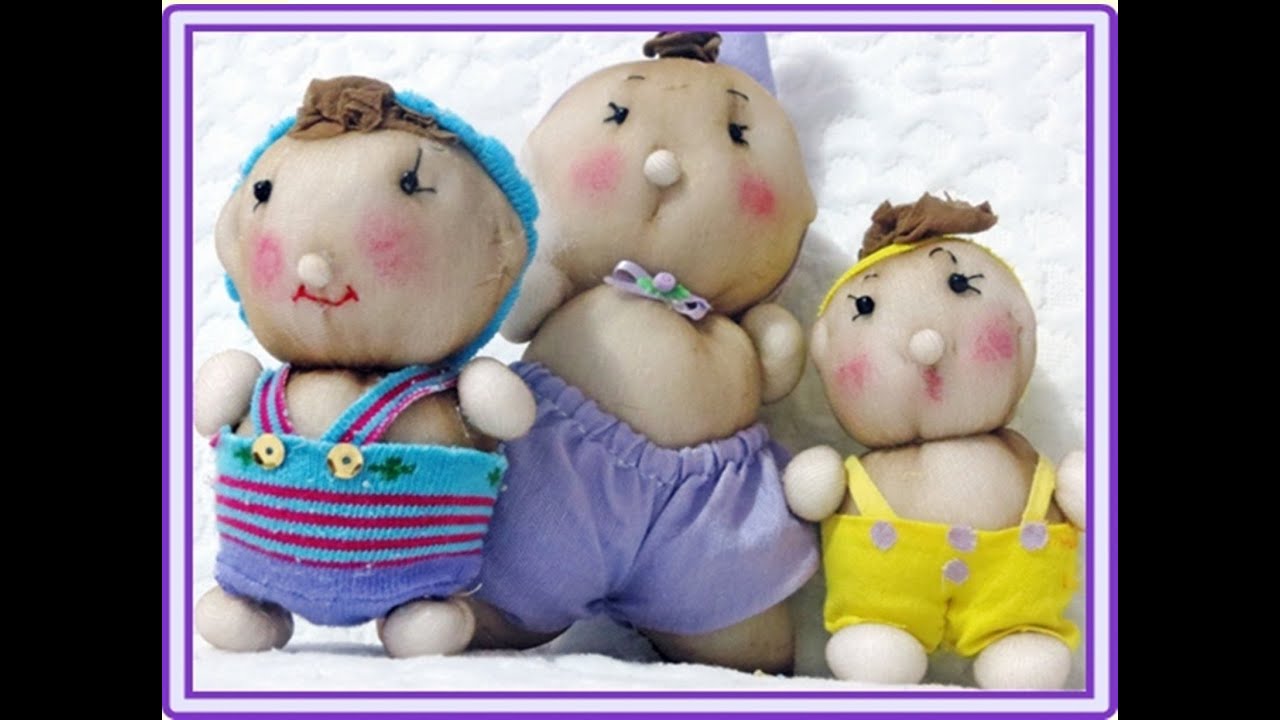 Diy Bonequinhos de meia calça.