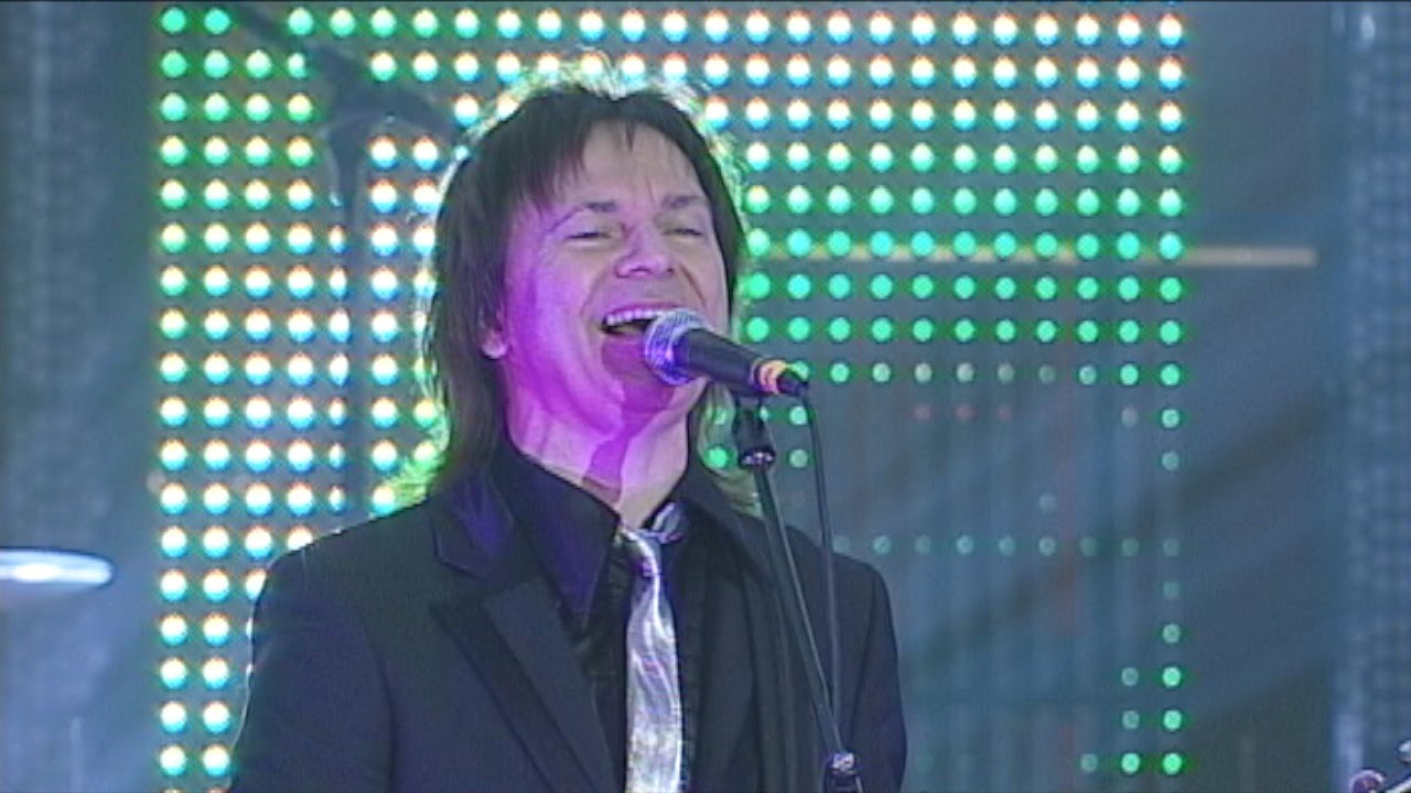 2009: Lawrence Gowan '(You're A) Strange Animal'