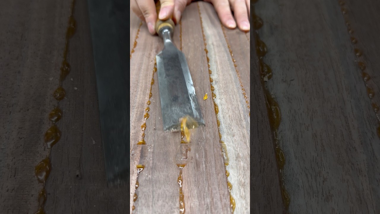 Glue Scraping, So Satisfying So Controversial #asmr #asmrwoodworking