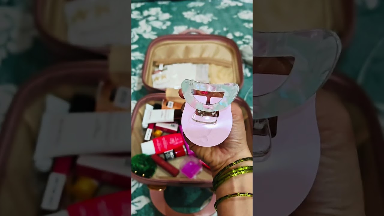 Aao dekhe meri makeup vanity mai kya kya hai???💄🧳🪭👝