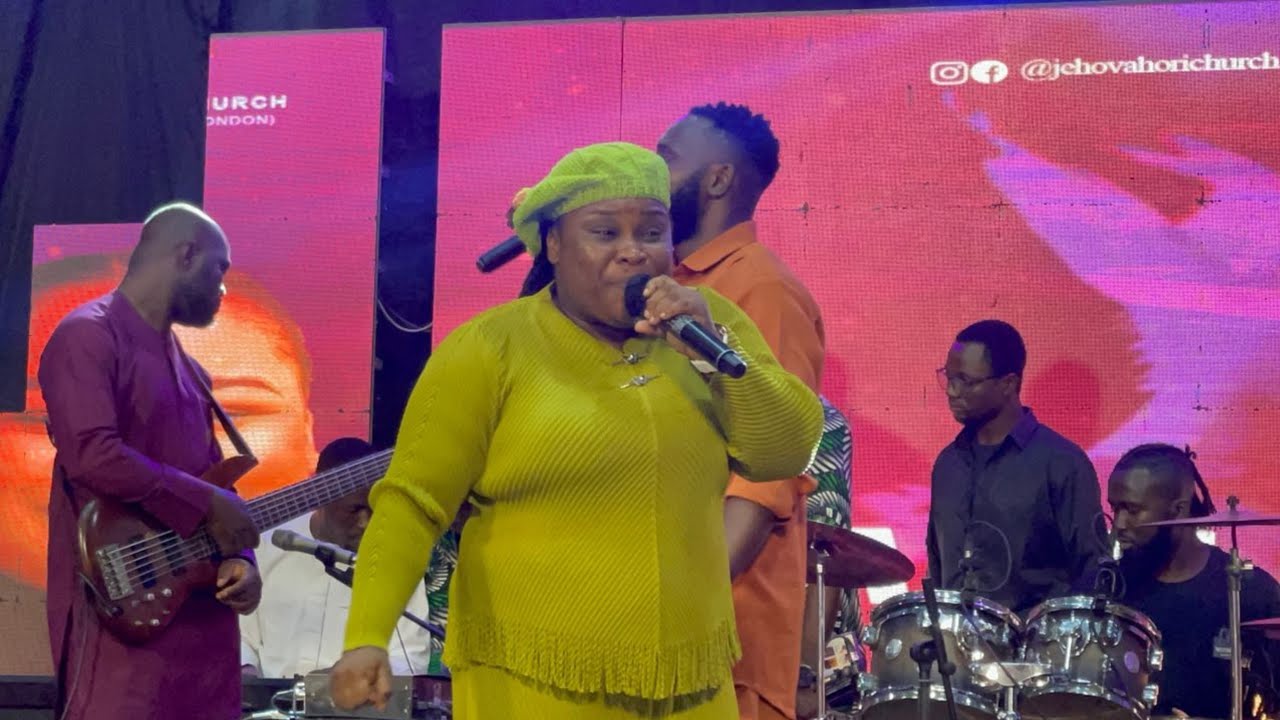 UCHE OKEREKE POWERFUL MINISTRATION AT MILLITANT PRAISE 6.0