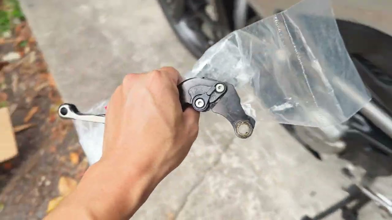 Honda NC700X Clutch Lever Removal and OEM Lever Installation