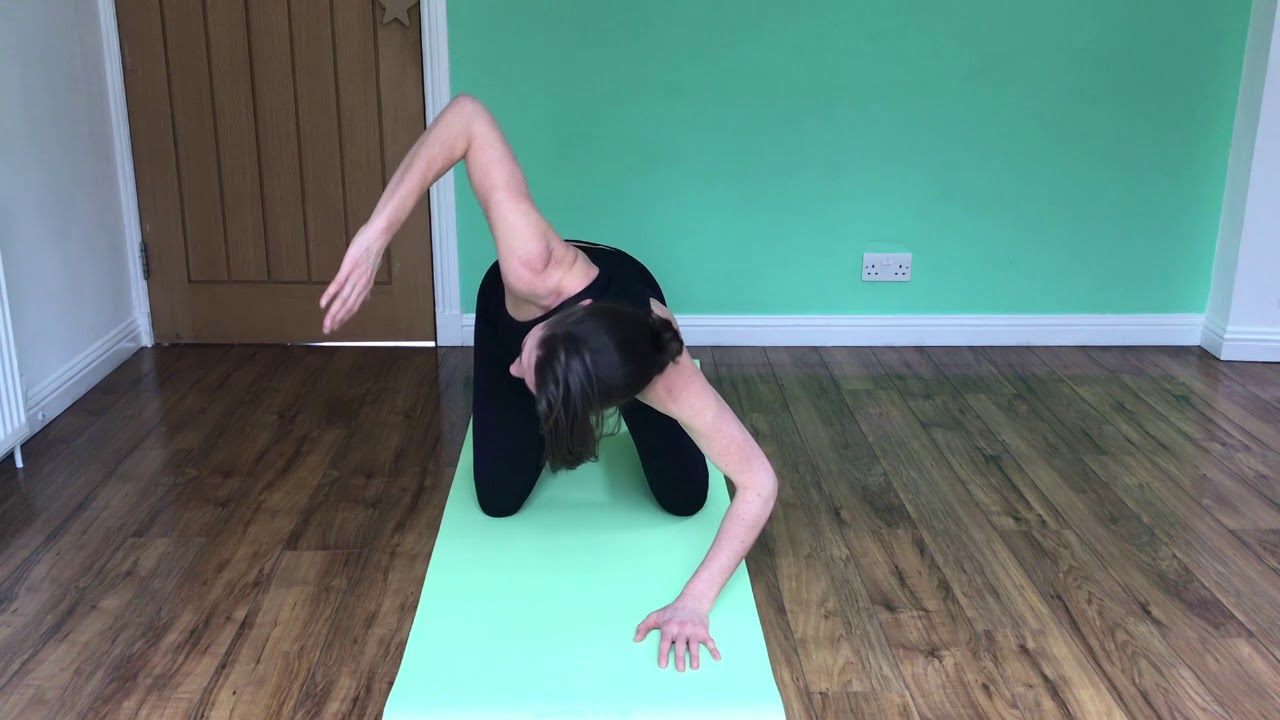 Thoracic Rotation in 4 point kneeling