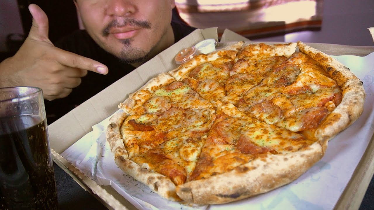 PEPPERONI PIZZA ASMR | EATING SOUNDS