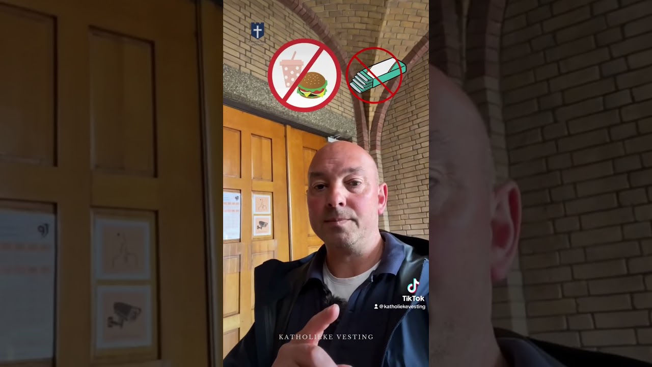 Hoe te gedragen in een katholieke kerk? Deel 1