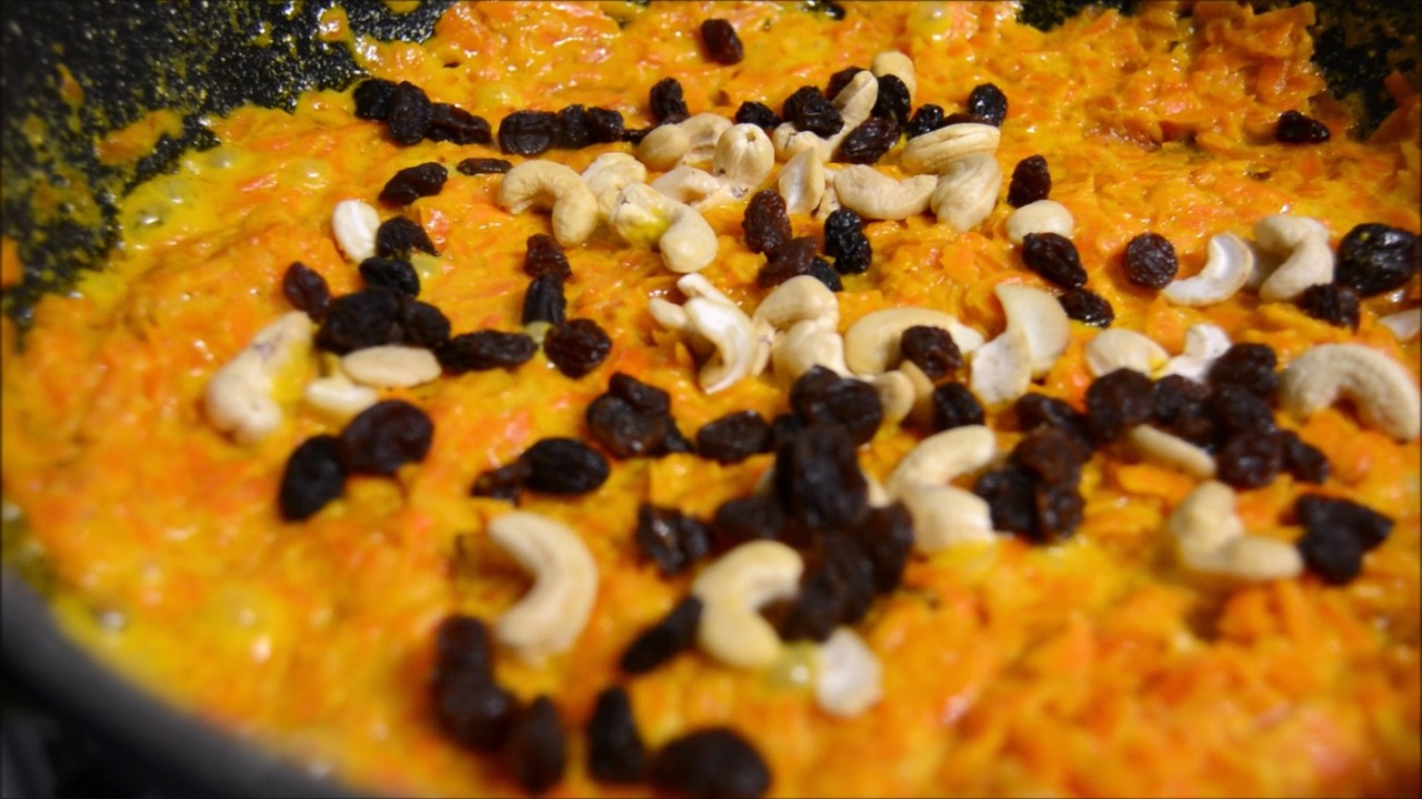 Easy Gajrela Recipe | Creamy Carrot Halwa (Gajar Ka Halwa) | Simple Homemade Dessert