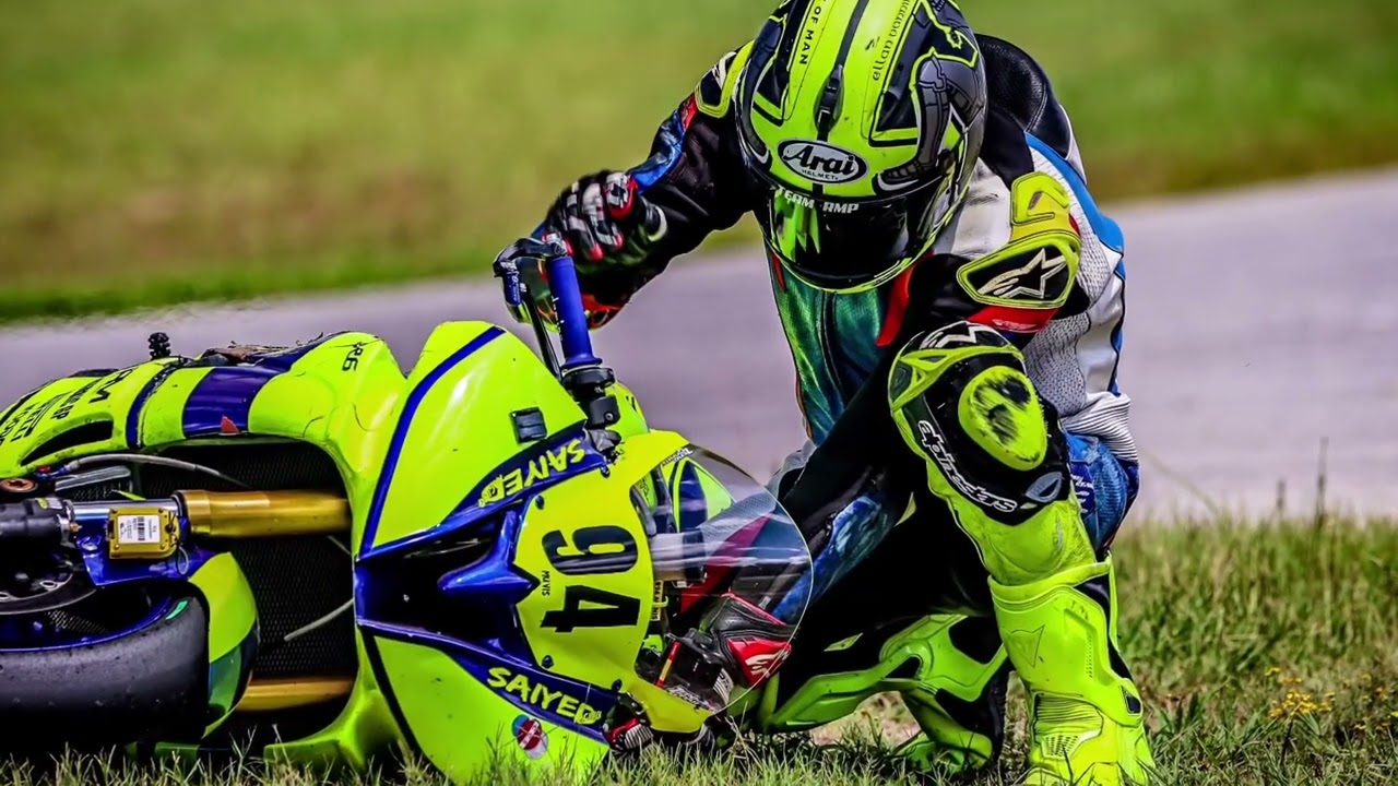 Thats how a Motorcycle Race weekend looks